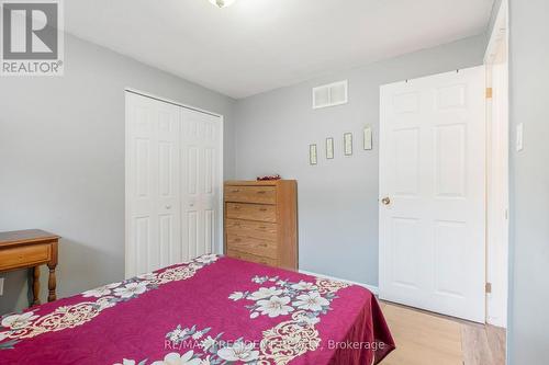 6 Rideau Crescent, Hamilton, ON - Indoor Photo Showing Bedroom