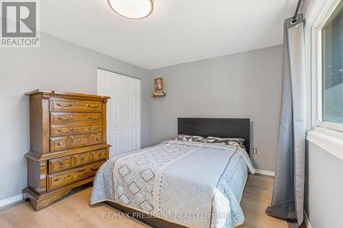 6 Rideau Crescent, Hamilton, ON - Indoor Photo Showing Bedroom