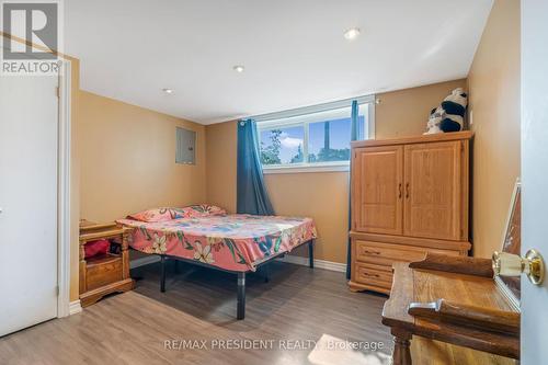 6 Rideau Crescent, Hamilton, ON - Indoor Photo Showing Bedroom