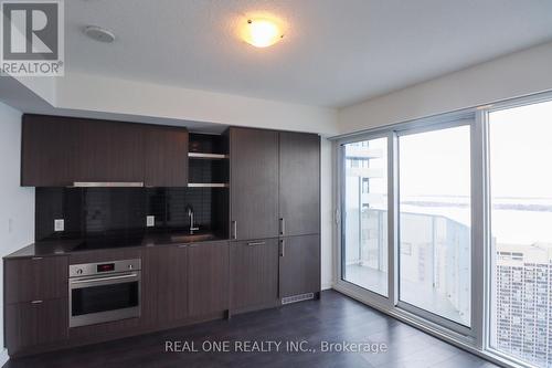 5008 - 100 Harbour Street, Toronto, ON - Indoor Photo Showing Kitchen