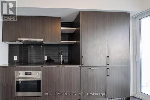 5008 - 100 Harbour Street, Toronto, ON - Indoor Photo Showing Kitchen