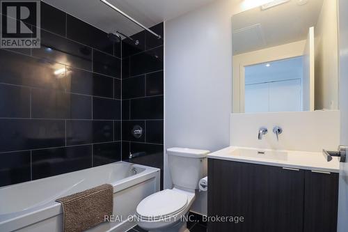 5008 - 100 Harbour Street, Toronto, ON - Indoor Photo Showing Bathroom