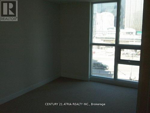 704 - 18 Harbour Street, Toronto, ON - Indoor Photo Showing Other Room