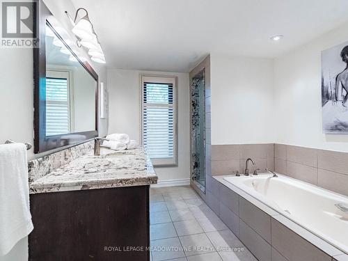 355 Golf Links Road, Hamilton, ON - Indoor Photo Showing Bathroom