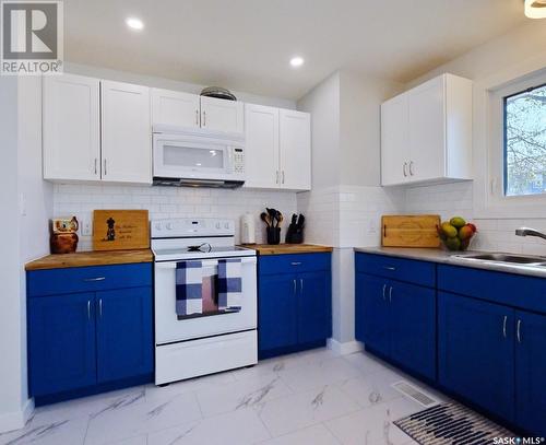 1003 Thrasher Street, Rosetown, SK - Indoor Photo Showing Kitchen