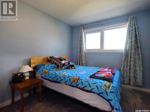 1003 Thrasher Street, Rosetown, SK - Indoor Photo Showing Bedroom