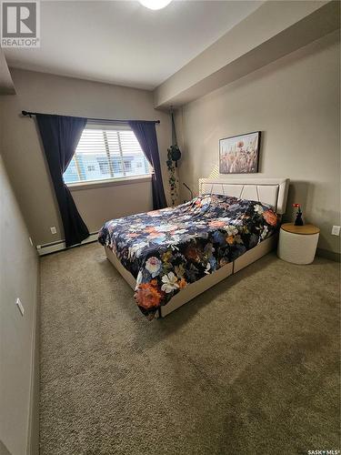 212 115 Willowgrove Crescent, Saskatoon, SK - Indoor Photo Showing Bedroom