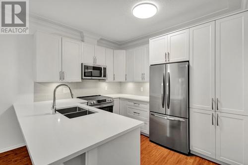 1152 Lanfranco Road Unit# 209, Kelowna, BC - Indoor Photo Showing Kitchen With Stainless Steel Kitchen With Double Sink With Upgraded Kitchen