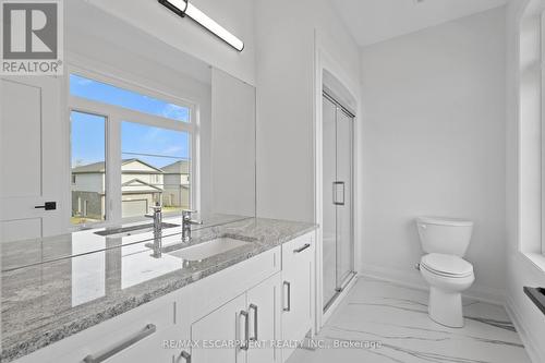 7346 Sherrilee Crescent, Niagara Falls, ON - Indoor Photo Showing Bathroom