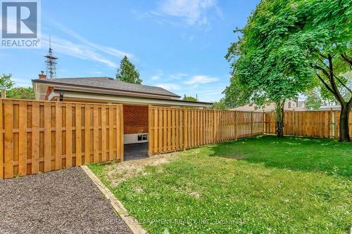 77 Inchlee Drive, Hamilton, ON - Outdoor