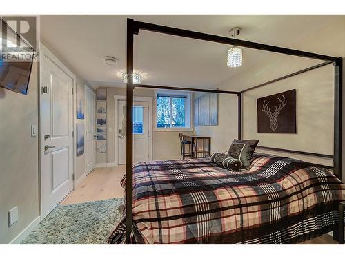 2893 Robinson Road Unit# 13, Lake Country, BC - Indoor Photo Showing Bedroom