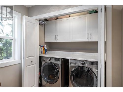 2893 Robinson Road Unit# 13, Lake Country, BC - Indoor Photo Showing Laundry Room