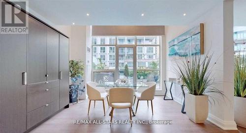 711 712 - 36 Blue Jays Way, Toronto, ON - Indoor Photo Showing Dining Room