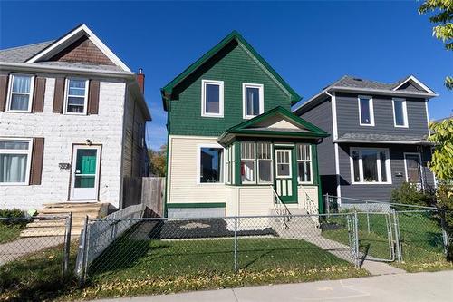 524 Home St, Winnipeg, MB 