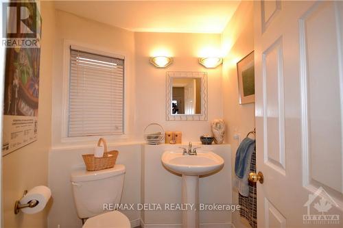 3888 Schnupp Road, Clarence-Rockland, ON - Indoor Photo Showing Bathroom