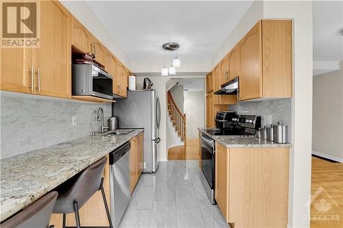 1072 Brasseur Crescent, Ottawa, ON - Indoor Photo Showing Kitchen