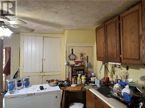 147 Dibble Street E, Prescott, ON - Indoor Photo Showing Laundry Room