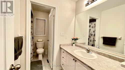 494 George Ryan Avenue, Oakville, ON - Indoor Photo Showing Bathroom