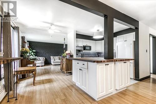 135 Isidore Street, Chelmsford, ON - Indoor Photo Showing Kitchen