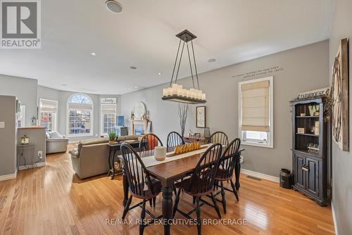 405 Cavendish Crescent, Kingston (City Northwest), ON - Indoor Photo Showing Dining Room