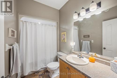 405 Cavendish Crescent, Kingston (City Northwest), ON - Indoor Photo Showing Bathroom