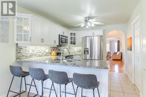 2484 Denure Drive, Peterborough (Monaghan), ON - Indoor Photo Showing Kitchen With Upgraded Kitchen