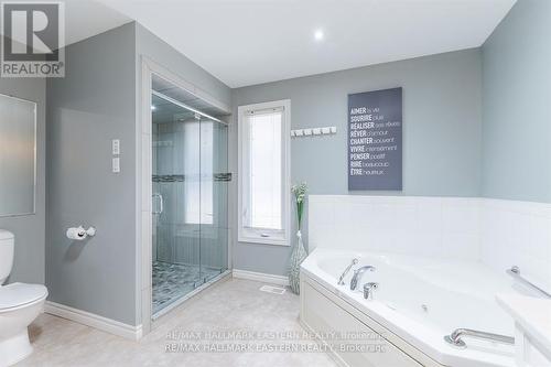 2484 Denure Drive, Peterborough (Monaghan), ON - Indoor Photo Showing Bathroom