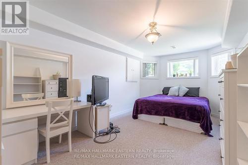 2484 Denure Drive, Peterborough (Monaghan), ON - Indoor Photo Showing Bedroom