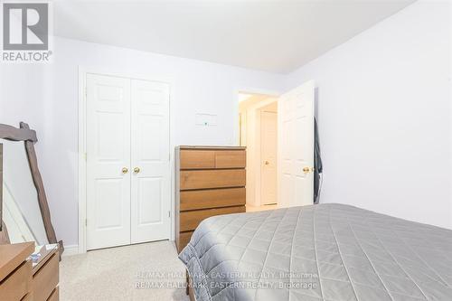 2484 Denure Drive, Peterborough (Monaghan), ON - Indoor Photo Showing Bedroom