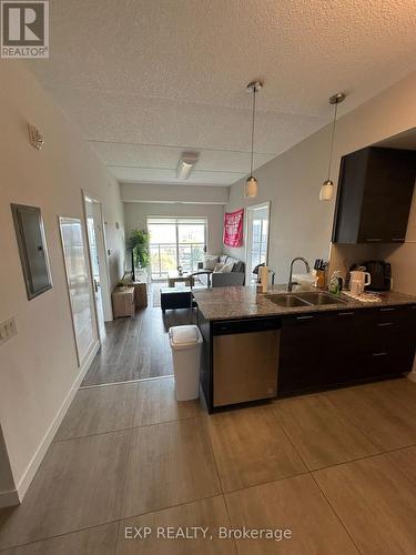 626 - 251 Hemlock Street, Waterloo, ON - Indoor Photo Showing Kitchen With Double Sink