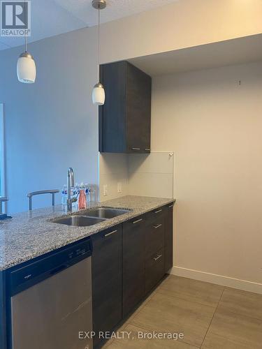 626 - 251 Hemlock Street, Waterloo, ON - Indoor Photo Showing Kitchen With Double Sink