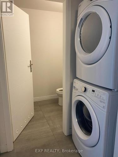 626 - 251 Hemlock Street, Waterloo, ON - Indoor Photo Showing Laundry Room