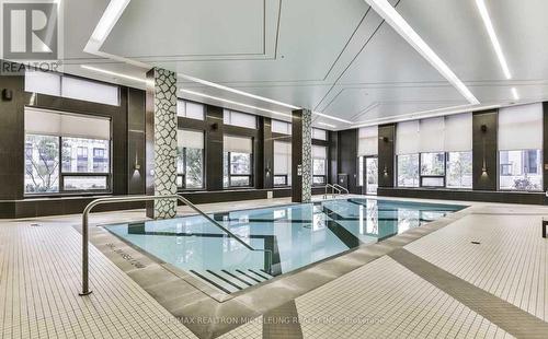 332 - 18 Uptown Drive, Markham, ON - Indoor Photo Showing Other Room With In Ground Pool