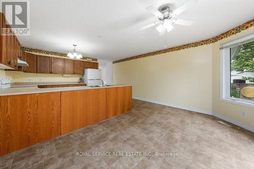 31 Ackerman Street, Prince Edward County (Picton), ON - Indoor Photo Showing Kitchen