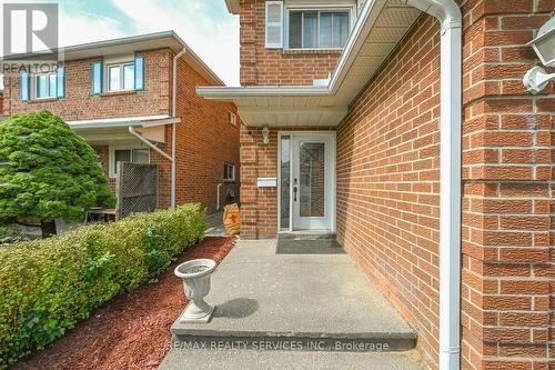 70 Crenshaw Court, Brampton, ON - Outdoor With Exterior