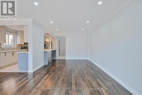 70 Crenshaw Court, Brampton, ON - Indoor Photo Showing Other Room