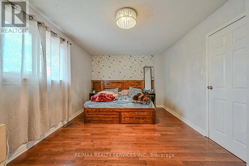 70 Crenshaw Court, Brampton, ON - Indoor Photo Showing Bedroom