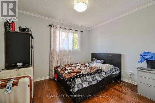 70 Crenshaw Court, Brampton, ON - Indoor Photo Showing Bedroom