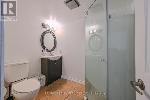 70 Crenshaw Court, Brampton, ON - Indoor Photo Showing Bathroom