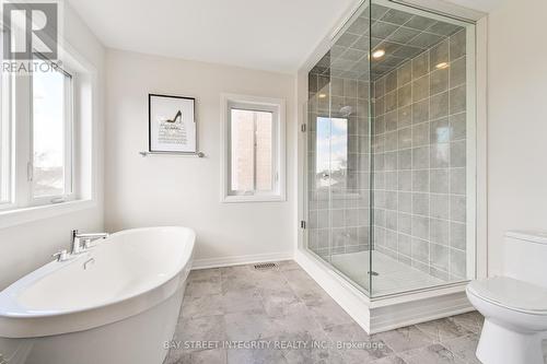 40 Stanley Greene Boulevard, Toronto, ON - Indoor Photo Showing Bathroom