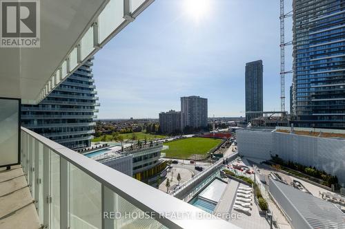 705 - 3900 Confederation Parkway, Mississauga, ON - Outdoor With Balcony