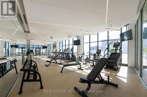 705 - 3900 Confederation Parkway, Mississauga, ON - Indoor Photo Showing Gym Room