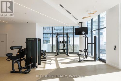 705 - 3900 Confederation Parkway, Mississauga, ON - Indoor Photo Showing Gym Room