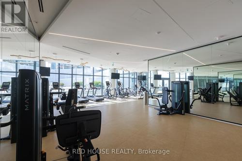 705 - 3900 Confederation Parkway, Mississauga, ON - Indoor Photo Showing Gym Room