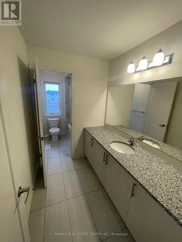 1061 Trailsview Avenue, Cobourg, ON - Indoor Photo Showing Bathroom