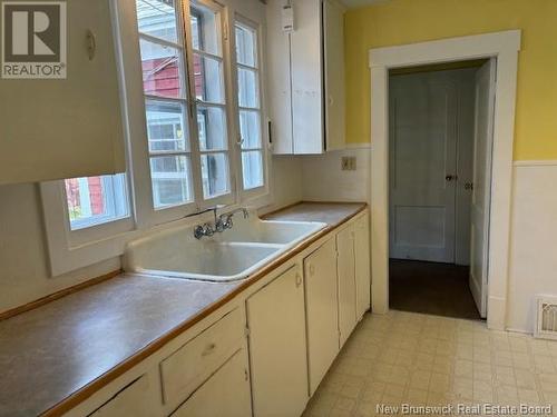 48 Arnold Street, Sussex, NB - Indoor Photo Showing Kitchen With Double Sink