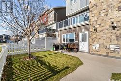 307 225 Hassard CLOSE  Saskatoon, SK S7L 2W8