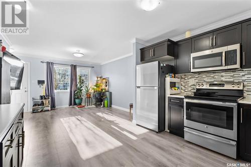 307 225 Hassard Close, Saskatoon, SK - Indoor Photo Showing Kitchen