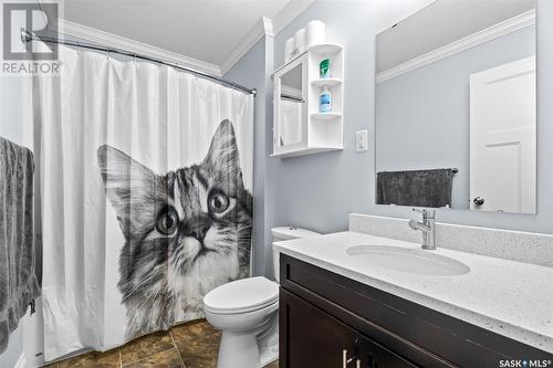 307 225 Hassard Close, Saskatoon, SK - Indoor Photo Showing Bathroom