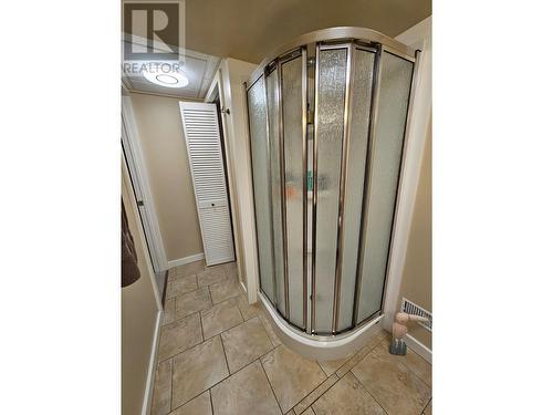 4705 46 Street, Chetwynd, BC - Indoor Photo Showing Bathroom